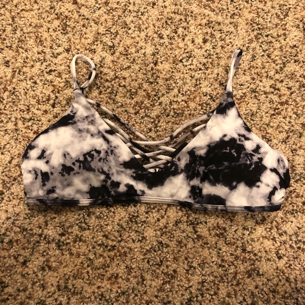hollister tie-dye bikini top